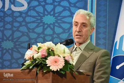 منصور غلامی در آيين گشايش دانشگاه هنرهای اسلامی-ايرانی استاد فرشچيان