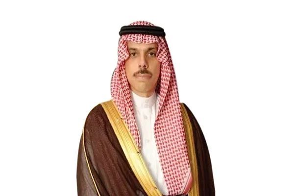 وزیر خارجه عربستان هک تلفن رئیس آمازون را رد کرد