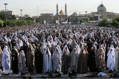 نماز عید سعید فطر در جوار سیدالکریم (ع)