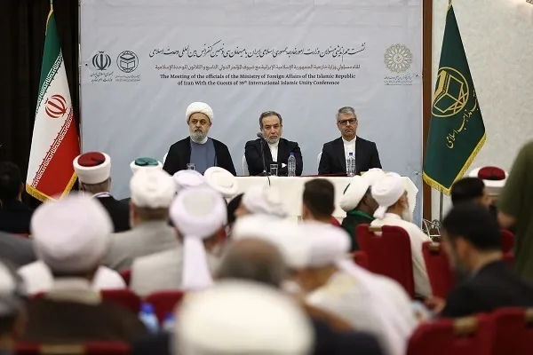 عراقجي: الوحدة الإسلامية اليوم واجب ديني وضرورة حتمية