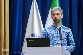 محمد حسن‌زاده، عضو هیئت علمی دانشگاه تربیت مدرس گروه علم اطلاعات و دانش شناسی در همایش آینده پژوهی فرهنگی ایران