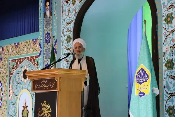 رئیس جمهور کارآمد و صبور انتخاب شود