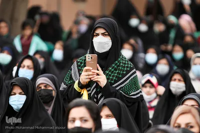 رونمایی از تقریظ رهبری بر کتاب «حوض خون» در اندیمشک