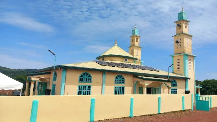 Inauguration de la Mosquée et du Foyer Islamique “Elhadj Amadou Tanou Bah” à Labé
