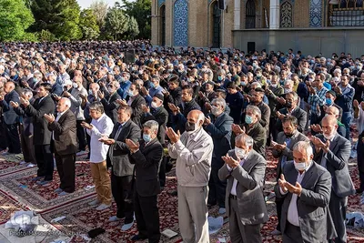 نماز عید فطر در امامزادگان محمد (َع) و سکینه خاتون (س) کرج‎‎