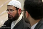 نهضت عاشورا مکتبی جهانی است / اتحاد مذاهب و اقوام زیر لوای حسین(ع)