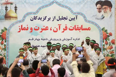 آئین تجلیل از دانش آموزان و فرهنگیان برگزیده مسابقات قرآن عترت و نماز