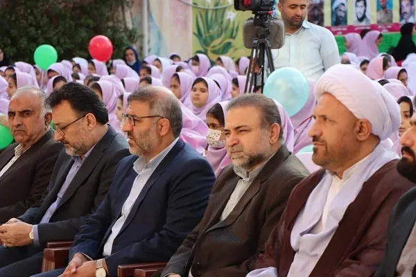 زنگ شور عاطفه ها در دبستان نزهت ساری