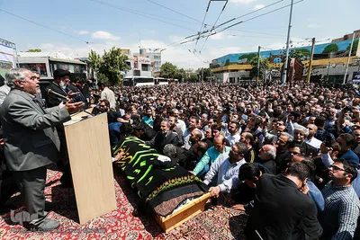 مداحی حاج علی انسانی در مراسم تشییع پیکر مرحوم حجت‌الاسلام سیدمهدی طباطبایی، استاد برجسته اخلاق