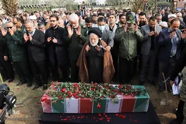 تشییع شهید گمنام در شرکت ملی حفاری