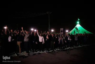  احیای شب قدر در مقبره شهدای دانشگاه امام حسین(ع)