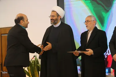 مراسم تجلیل از نفرات برتر مسابقات قرآن در استان تهران