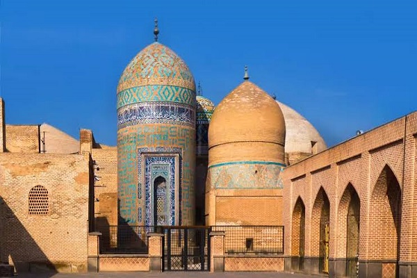 صفی الدین اردبیلی//