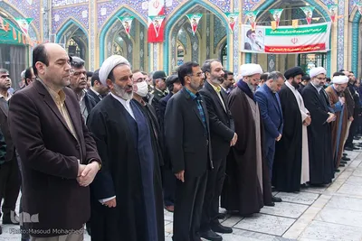 گلباران مزار شهدا در اولین روز دهه فجر