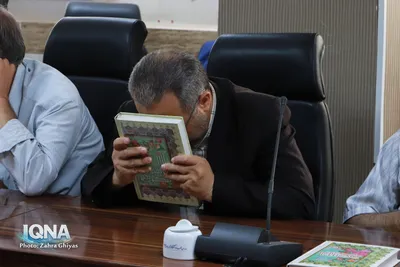 جلسه تفسیر قرآن مدیران اجرایی آذربایجان‌شرقی