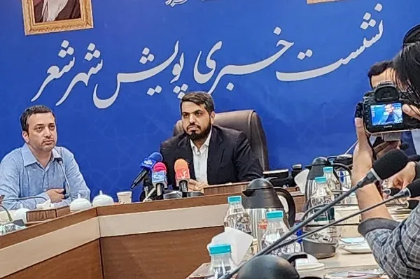 نمادهای نماز و قرآن در دو میدان تهران برپا می‌شود + فیلم