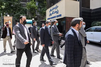بازدید وزیر آموزش و پرورش از پژوهشگاه رویان