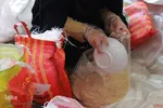 توزیع بسته‌های غذایی بین نیازمندان از محل نیات وقف