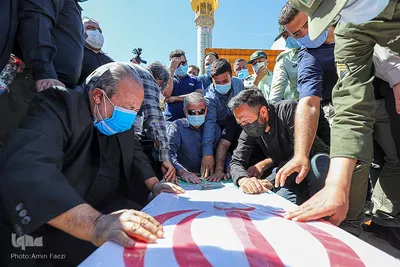 تشییع پیکر شهید محمدحسین دهقانی در شیراز