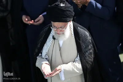 اقامه نماز عید سعید فطر به امامت حضرت آیت‌الله العظمی خامنه‌ای، رهبر معظم انقلاب اسلامی