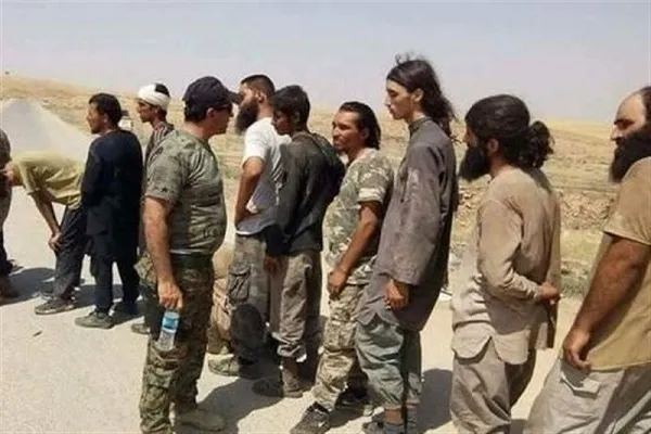 آغاز محاکمه ۹۰۰ تروریست داعشی در عراق