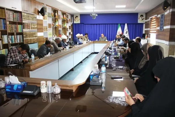 خدمت‌محوری اولویت مرکز بزرگ اسلامی کردستان است
