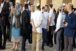 Bir qrup yəhudi Əqsa məscidinə basqın etdi