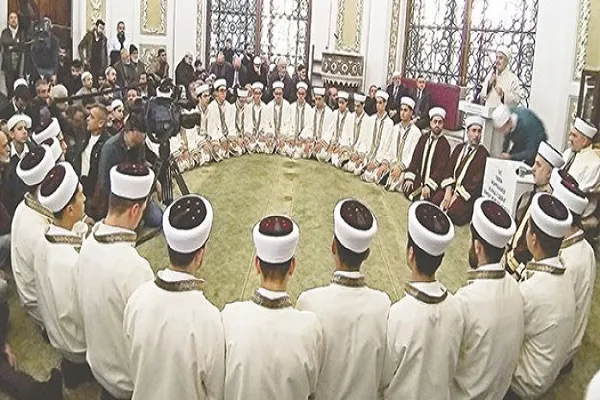 Hafızlar icazetle taçlandı