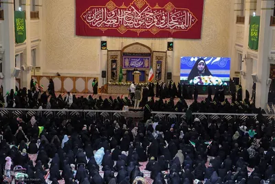 اجتماع بانوان «میثاق انقلابی» در حرم شاهچراغ (ع)
