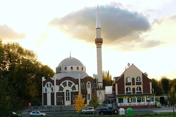 Almanya'da 7 Ekim'den bu yana yaklaşık 40 camiye saldırı yapıldı