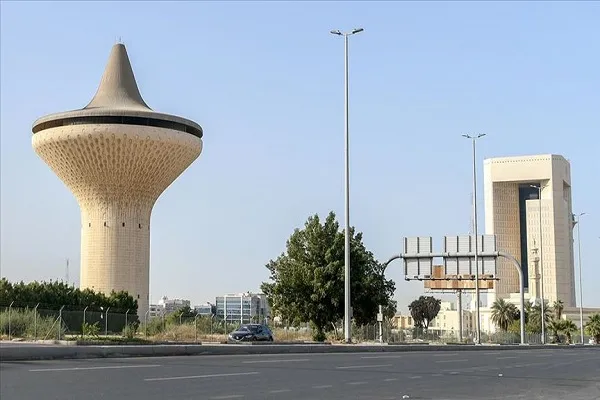 Suudi Arabistan'da 4 il ve 5 kentte sokağa çıkma yasağı ilan edildi