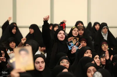 دیدار جمعی از خانواده‌های شهدای مدافع حرم و مقاومت با رهبر معظم انقلاب