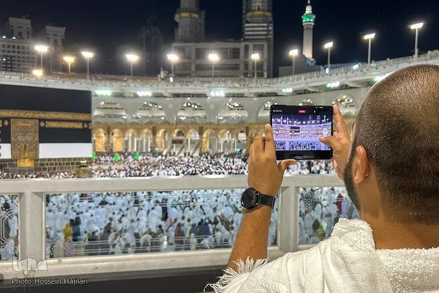 Ang mga peregrino ng Hajj ay nagsasagawa ng Tawaf Al-Wida bago Umalis sa Makka