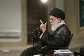 حضرت آیت‌الله خامنه‌ای، رهبر انقلاب اسلامی