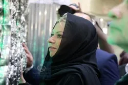Wakiliyar Majalisar Dinkin Duniya ta saka hijabi a hubbaren Imam Hussain (AS)