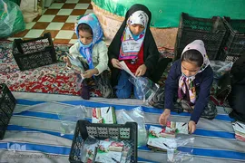 آغاز بسته‌بندی لباس همایش عظیم شیرخوارگان حسینی در استان فارس‎‎‎‎