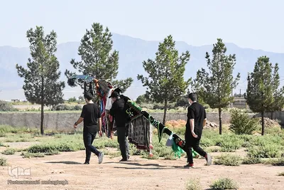 حسینیه ایران؛ آیین سنتی سنگ زنی و نخل گردانی در روستای علاء سمنان