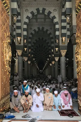 شوق زیارت حرم نورانی حضرت رسول(ص) در مدینه منوره