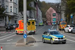 Moscheen geschlossen – Bewaffneter Soldat auf der Flucht