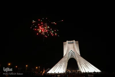نورافشانی در میدان آزادی تهران در شب عید بزرگ غدیر