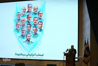 آئین اختتامیه مسابقات سراسری قرآن کریم نیروی زمینی سپاه با حضور سردار سرتیپ پاسدار «محمد کرمی» فرمانده نیروی زمینی سپاه شامگاه چهارشنبه 9 مهرماه در مجتمع فتح المبین برگزار شد.