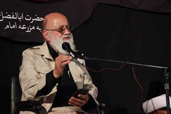 مجالس حسینی را خالصانه زنده نگه داریم