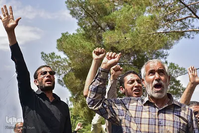 راهپیمایی نمازگزاران کرمانی علیه جنایات آل سعود