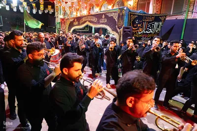 قافله اشک و سوگ حسینی در خیابان‌های خمینی‌شهر