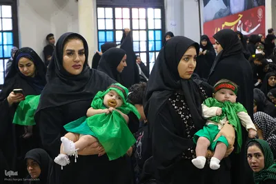 مراسم شیرخوارگان حسینی در اصفهان