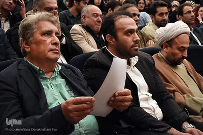 رونمایی از تازه ترین کتاب فاضل نظری