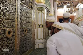 مرقد پیامبر اکرم حضرت محمد (ص) در مسجدالنبی