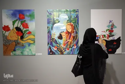 مراسم افتتاحیه نمایشگاه عکس و پوستر «گنج جنگ» در خانه هنرمندان ایران