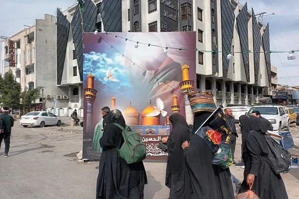 زیارتوالو د حضرت امام موسی کاظم(ع)دحرم په لور پلی لاریون وکړ(انځورونه)