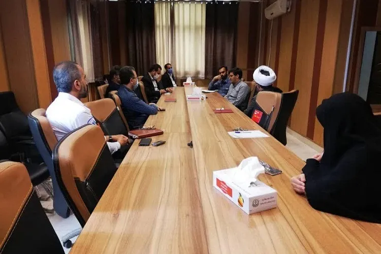 تدوین برنامه‌های سالگرد ارتحال امام(ره) ویژه كادر درمان و آموزش پزشكی فارس